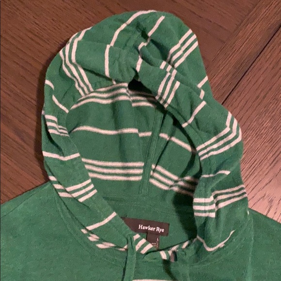 Bellevue Lightweight Hooded Sweater 